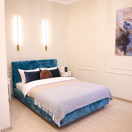 Modern Apartment, 3Mins To Opera Lviv Eksteriør bilde